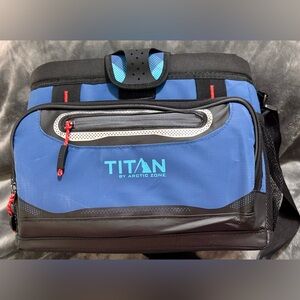 💙 Blue and Black Titan by Arctic Zone Cooler